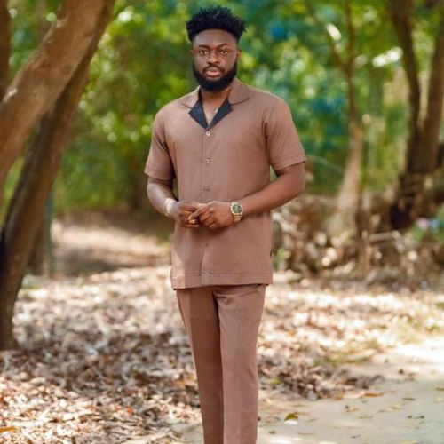 1 TRENDRING AFRICAN DRESSES 🇬ðŸ‡
